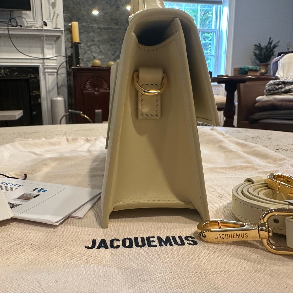 NWT + COA Jacquemus Le GRAND Bambino Satchel Ivory w Gold Accents - Picture 8 of 14